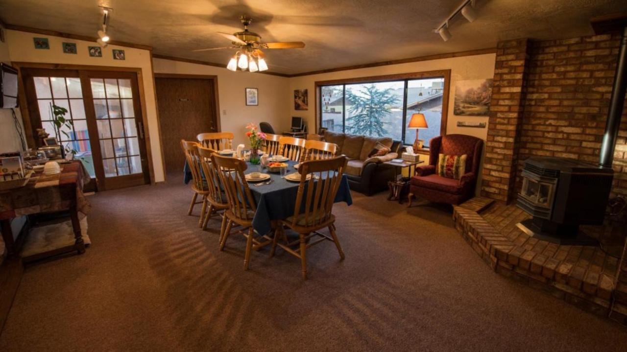 Canyon Colors Bed And Breakfast Page Exterior foto