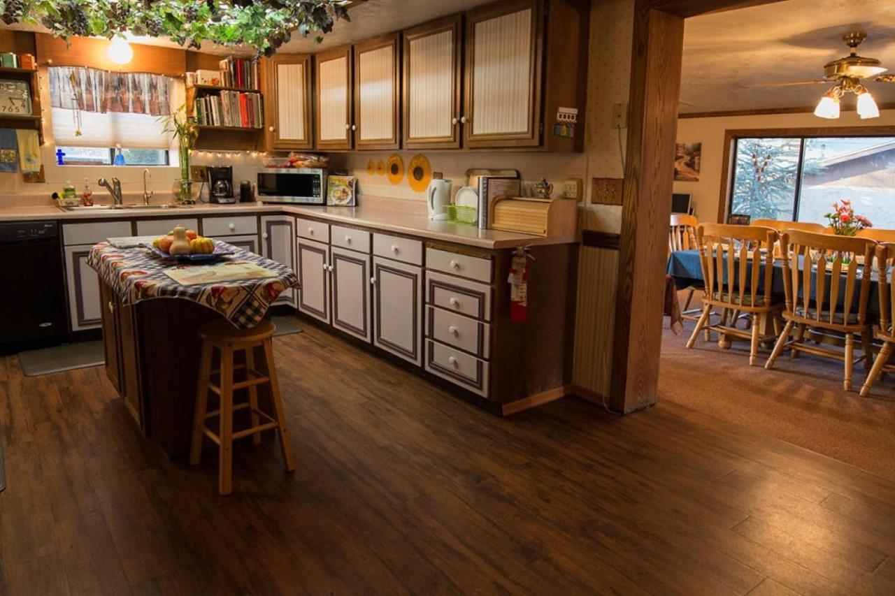 Canyon Colors Bed And Breakfast Page Exterior foto