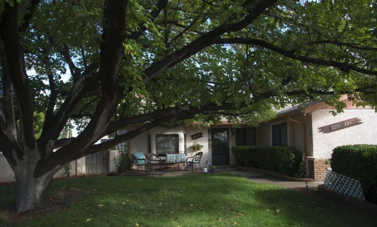 Canyon Colors Bed And Breakfast Page Exterior foto